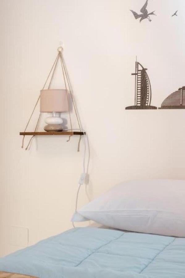 Tavola tonda apartament Palermo Esterno foto